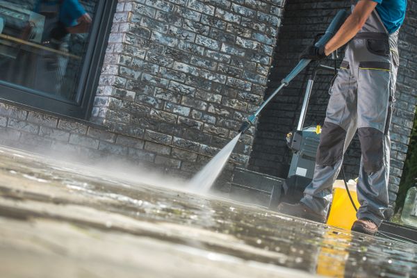 Storefront Pressure Washing in Kokomo