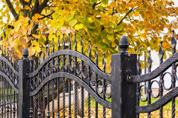 Wrought Iron Fence Washing in Kokomo