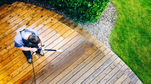 Deck Pressure Cleaning in Kokomo