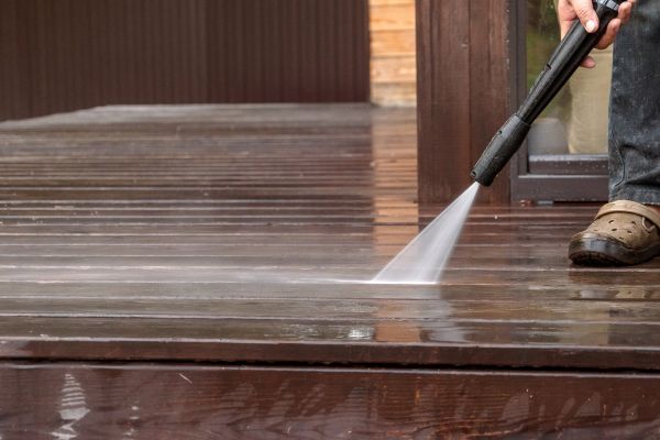 Balcony Pressure Washing in Kokomo