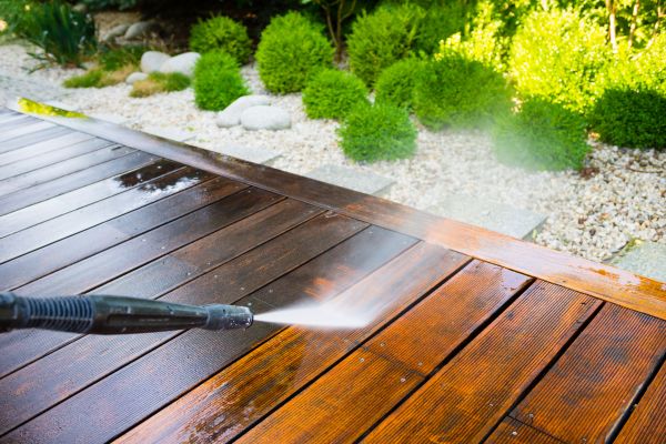 Deck Cleaning in Kokomo
